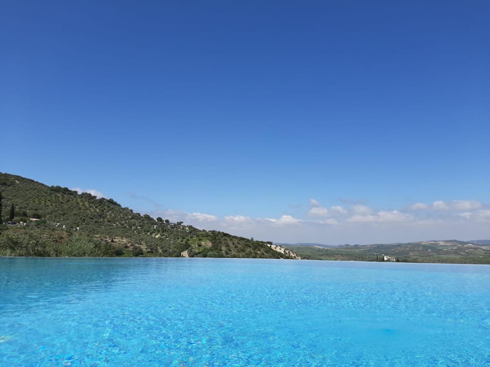 Hotel Rural Los Tadeos サアラ・デ・ラ・シエラ エクステリア 写真